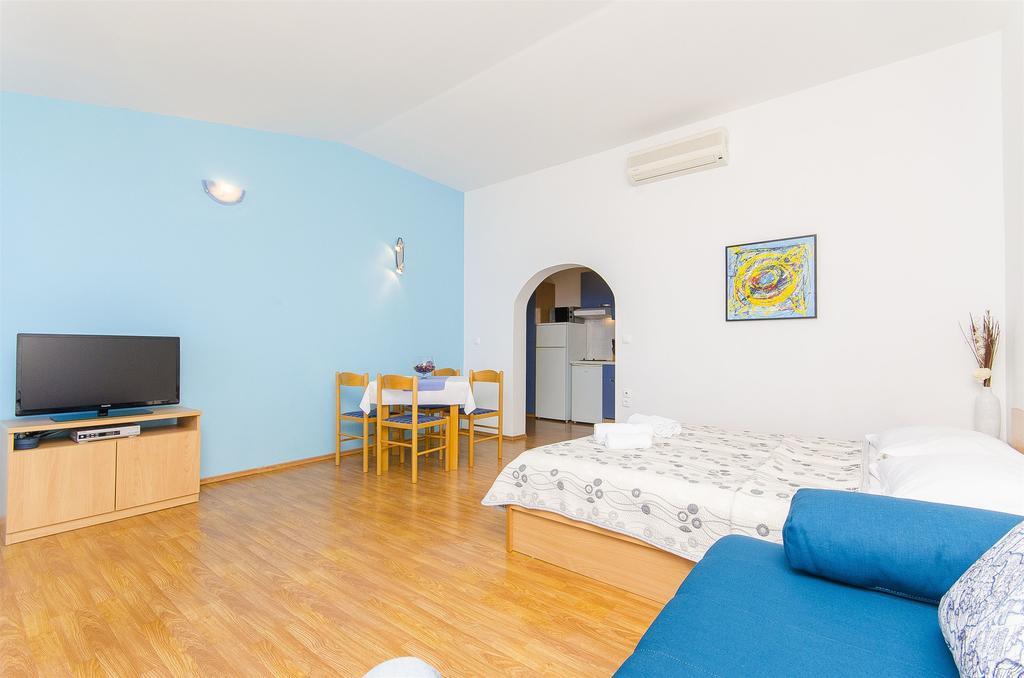 Apartments Kunac Podgora Esterno foto